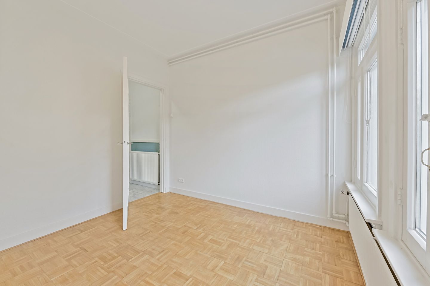 Foto 20 van Juliana van Stolberglaan 219