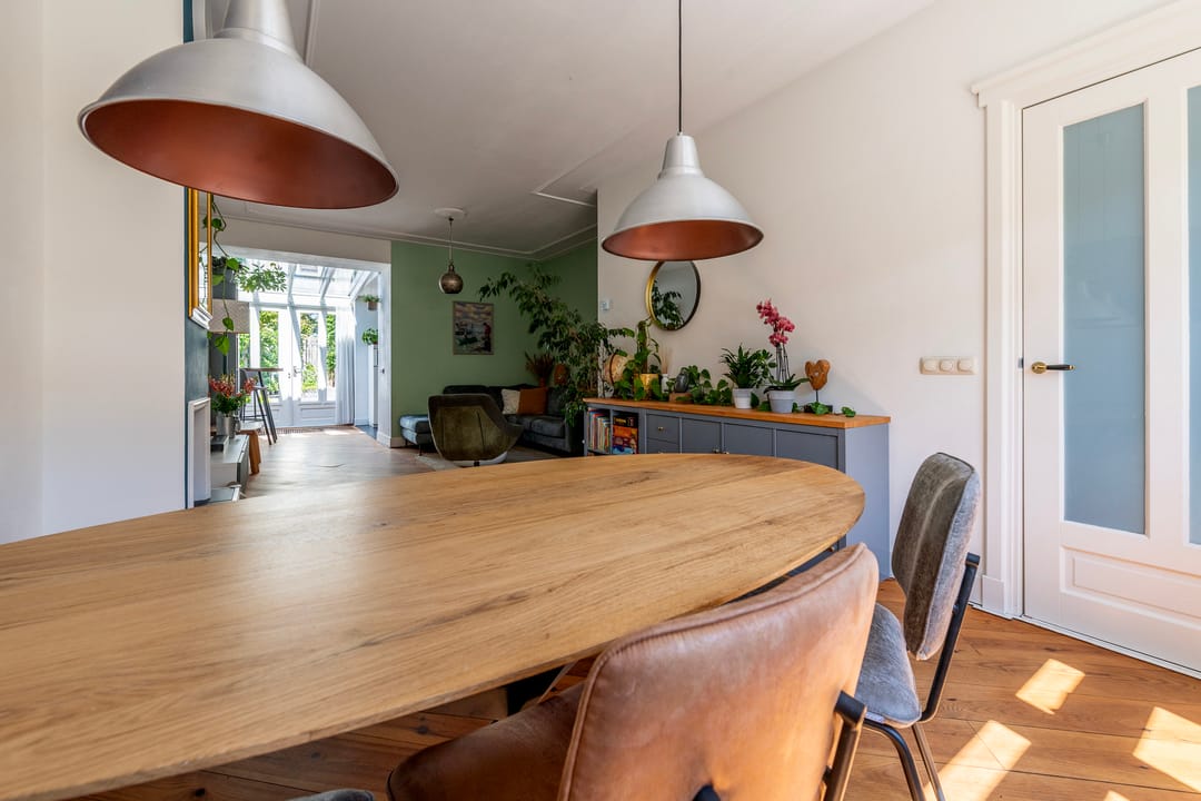 Photo 8 of Leliestraat 11