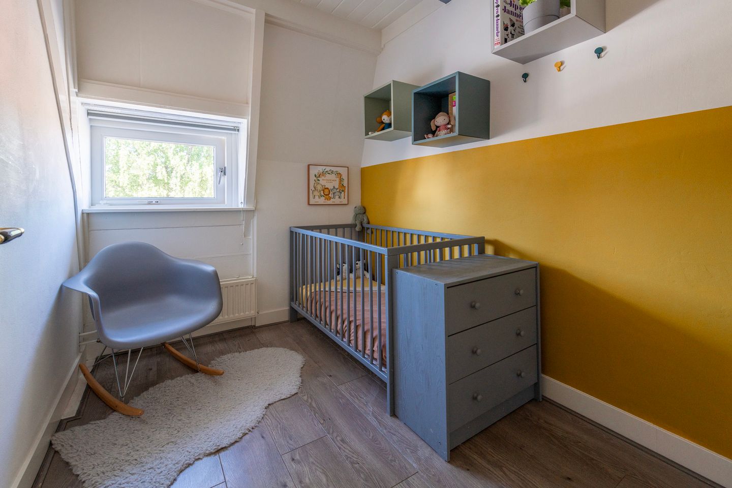 Photo 19 of Leliestraat 11