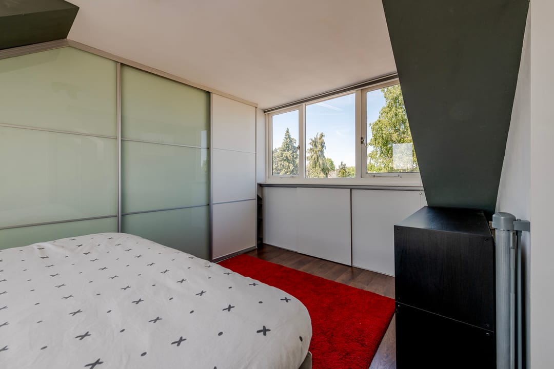 Photo 23 of Leliestraat 11