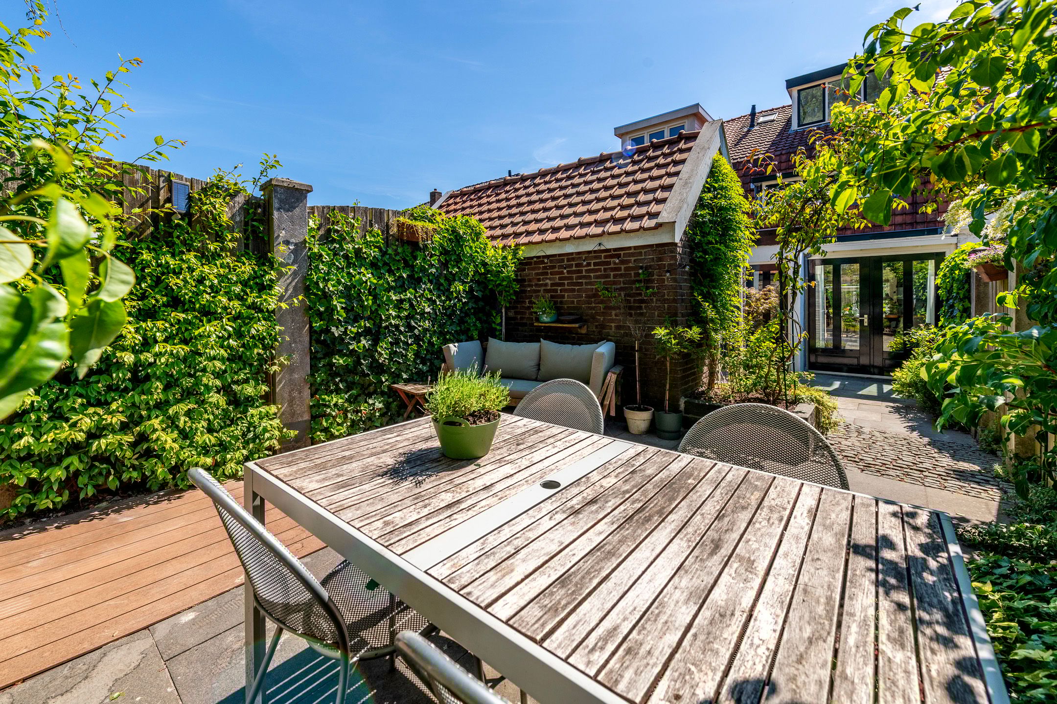 Photo 27 of Leliestraat 11