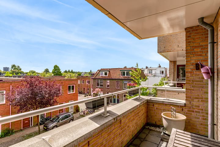 Foto 33 van Potgieterlaan 8-E