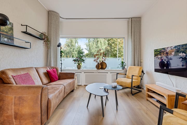 Photo 9 of Emmastraat 9