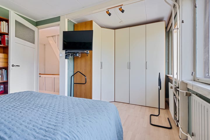 Photo 19 of Emmastraat 9