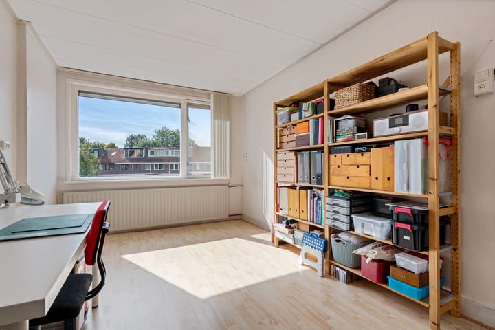 Photo 20 of Emmastraat 9