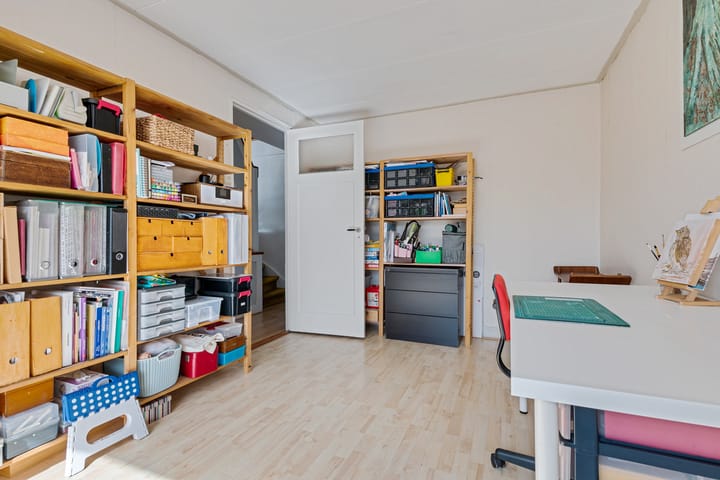 Photo 21 of Emmastraat 9