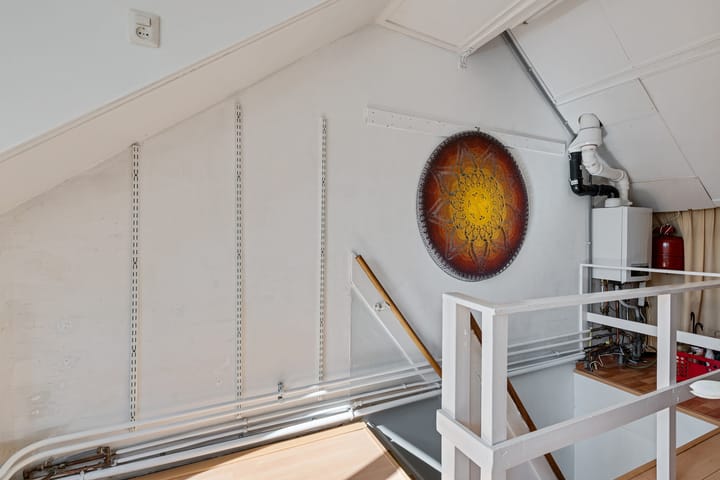 Photo 23 of Emmastraat 9