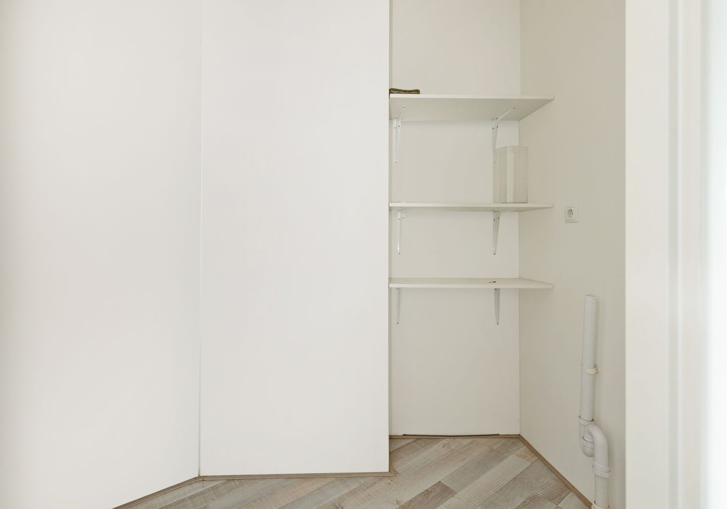 Foto 10 van Baak van Katwijk 142