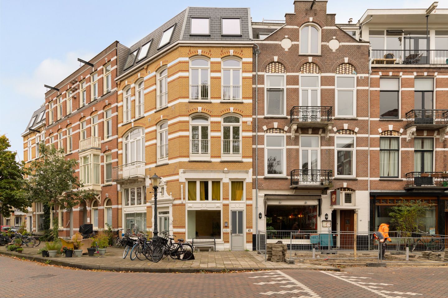 Bekijk foto 1 van Hogeweg 42-A