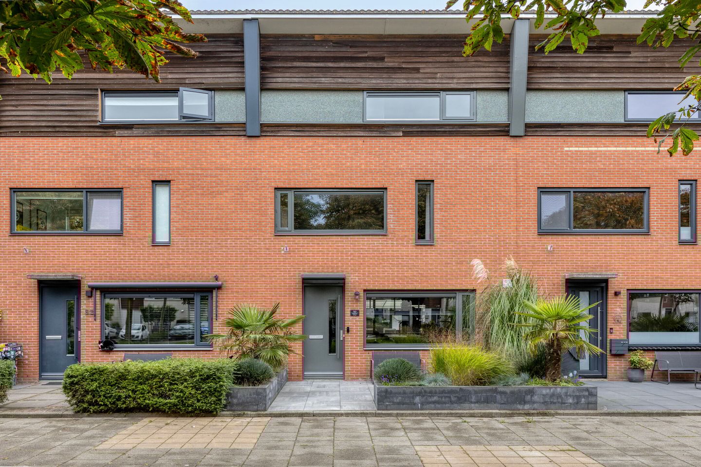 Foto 1 van Burgplantsoen 50