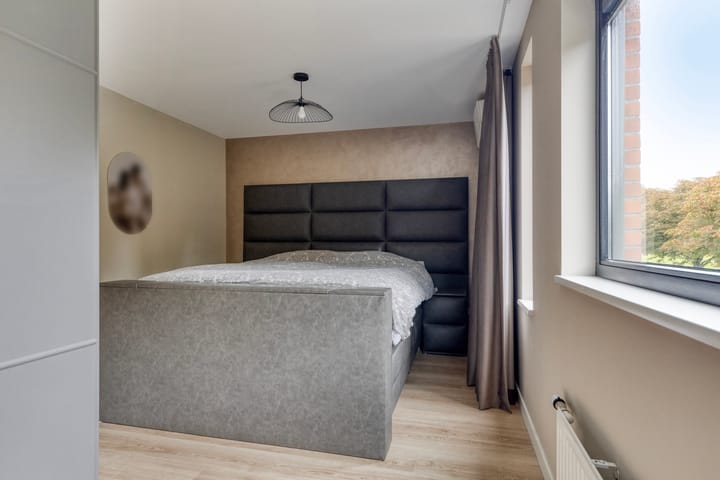 Foto 15 van Burgplantsoen 50