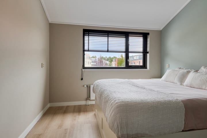 Foto 17 van Burgplantsoen 50