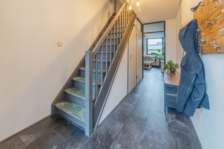 Foto 11 van Steenakkerplein 17