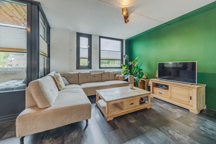 Foto 12 van Steenakkerplein 17