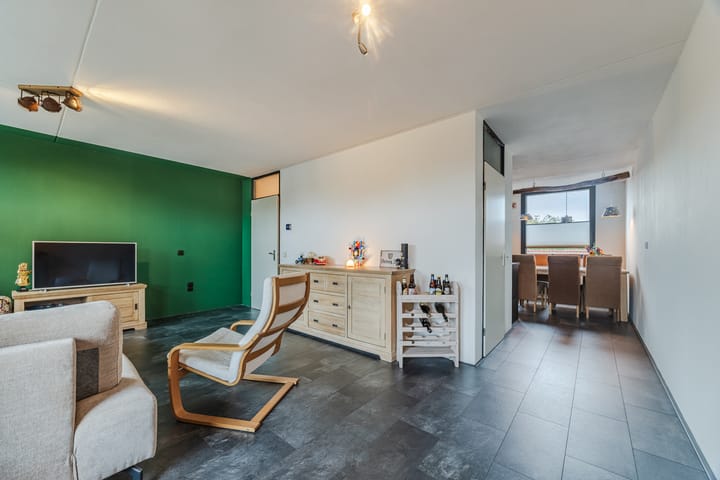 Foto 14 van Steenakkerplein 17