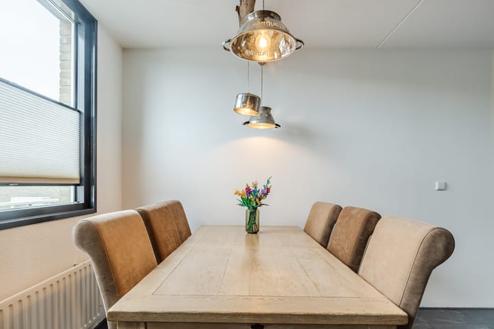 Foto 17 van Steenakkerplein 17