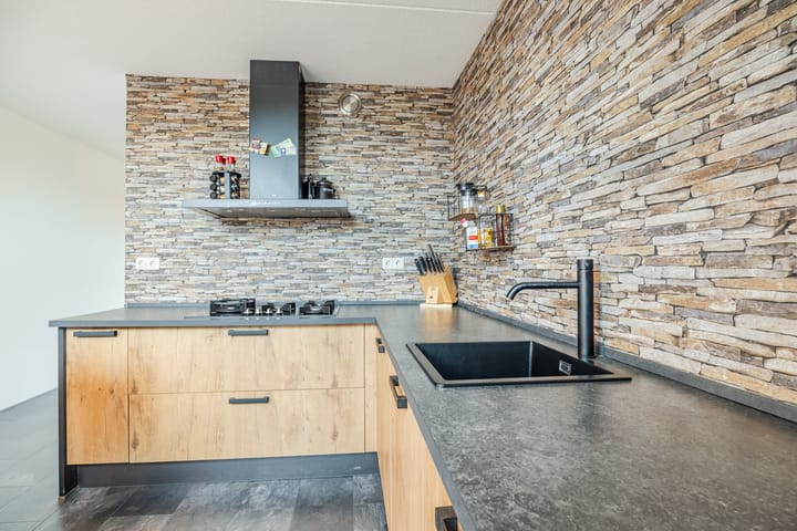 Foto 18 van Steenakkerplein 17