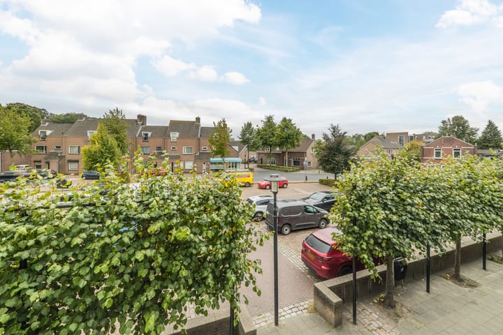 Foto 31 van Steenakkerplein 17