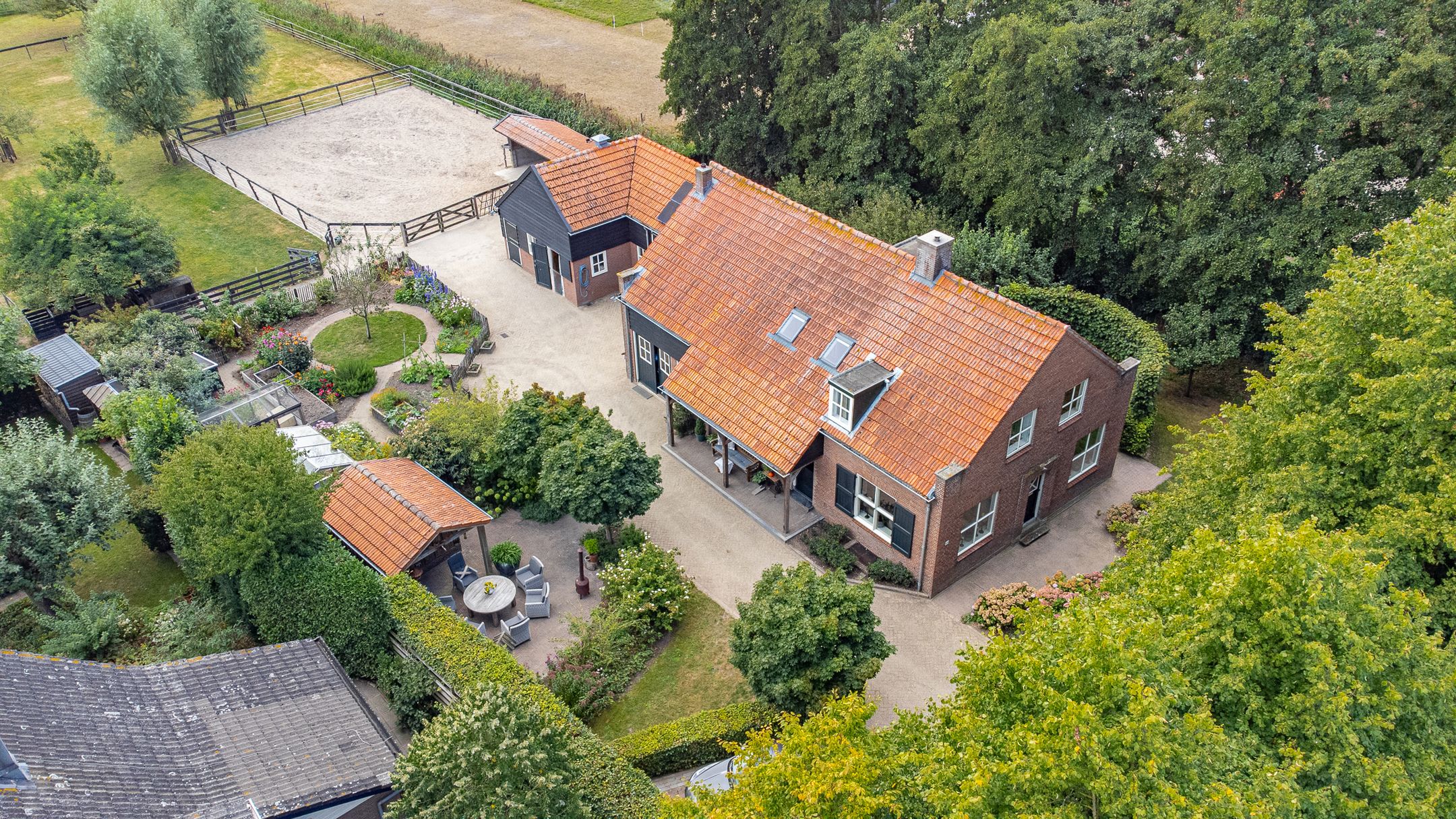 Foto 69 van Gansoyen 49