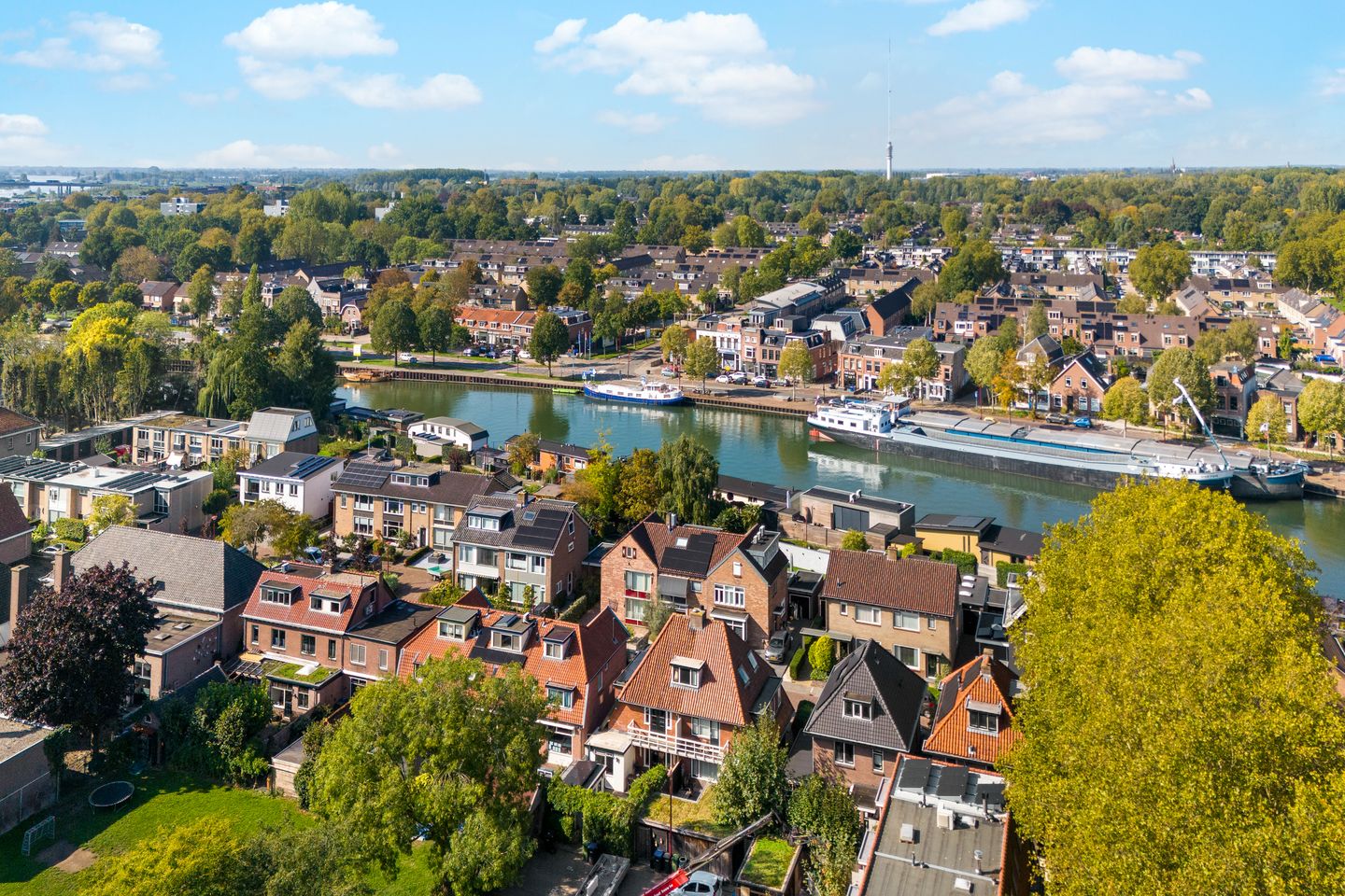 Photo 40 of Julianaweg 42