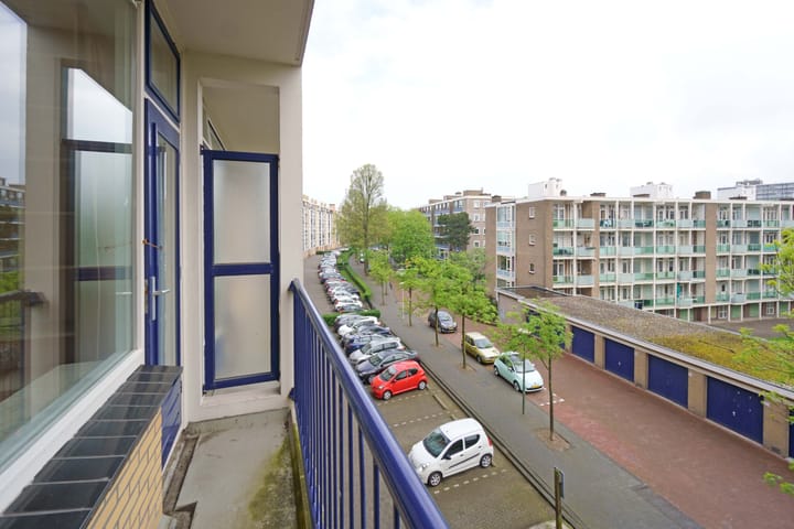Photo 11 of Landréstraat 1057