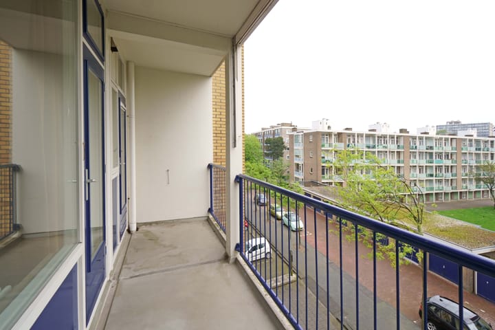 Photo 18 of Landréstraat 1057