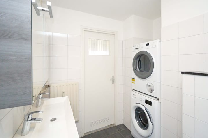 Photo 28 of Landréstraat 1057