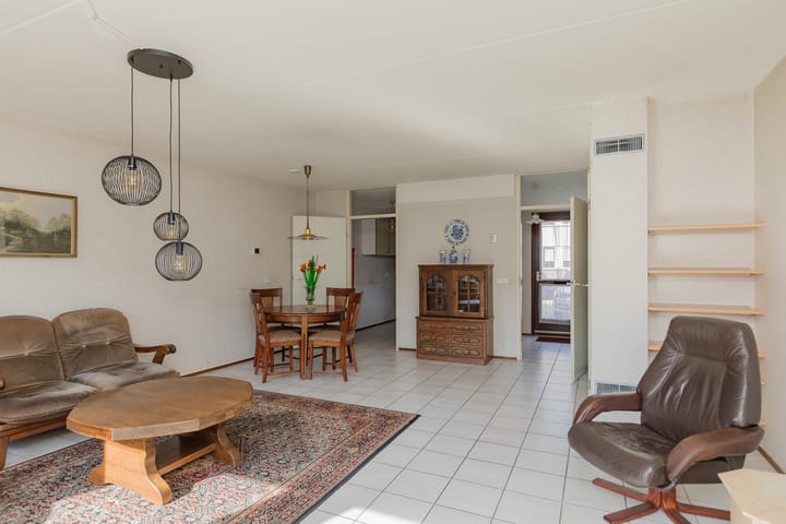 Foto 2 van Grote Boterbloem 65