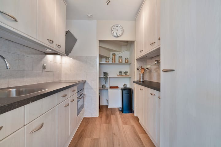 Photo 4 of Lesturgeonplein 26