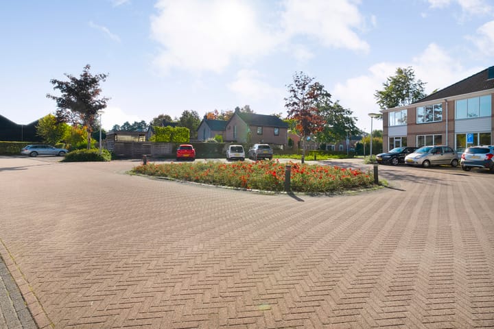 Photo 44 of Lesturgeonplein 26