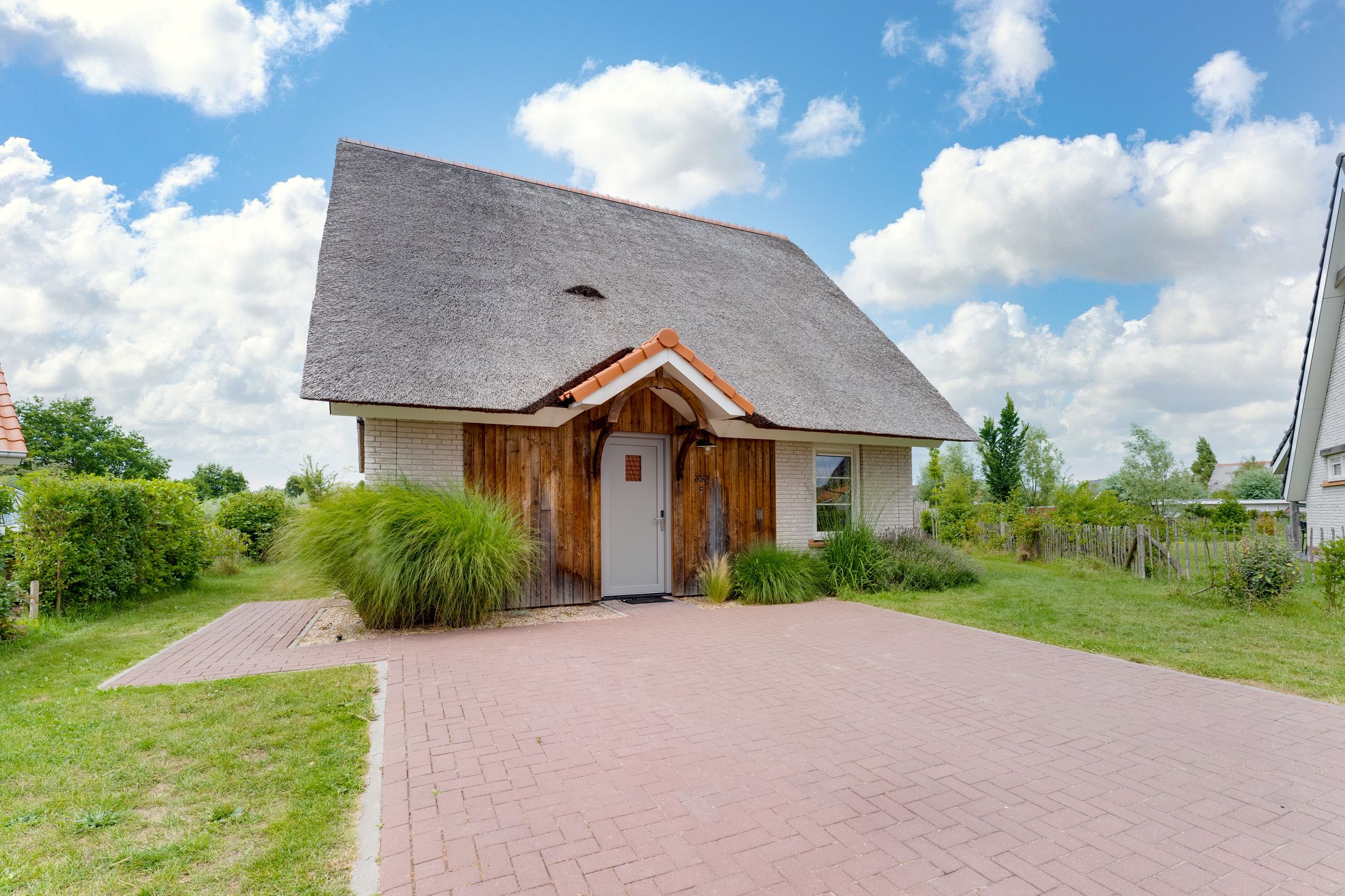 Photo 6 of Zeedijk 24-353