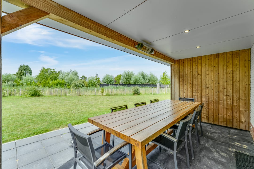 Photo 8 of Zeedijk 24-353