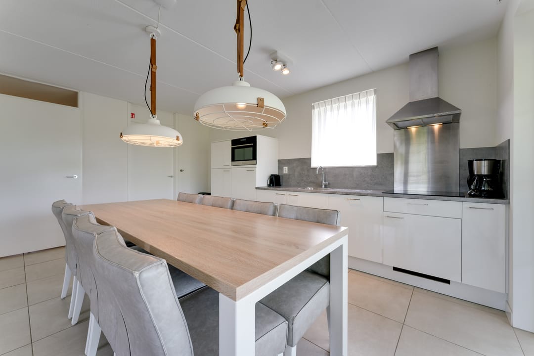 Photo 17 of Zeedijk 24-353