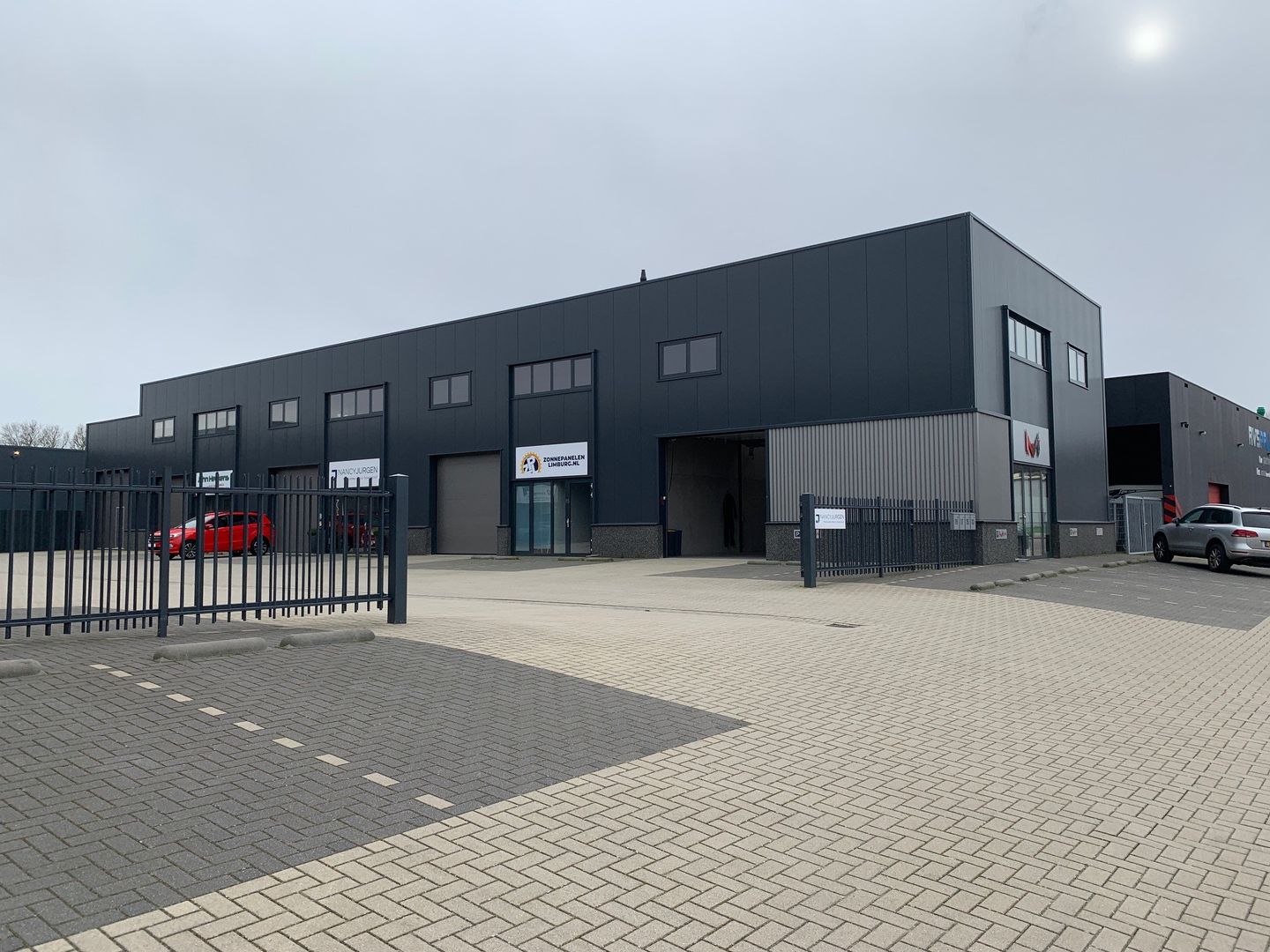 Bekijk foto 3 van Aan de Heijgraef 9