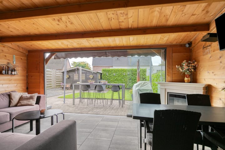 Photo 4 of Postweg 23