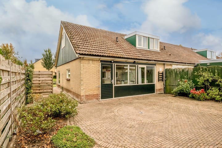 Photo 2 of Louisa Hedwig van Catzstraat 43