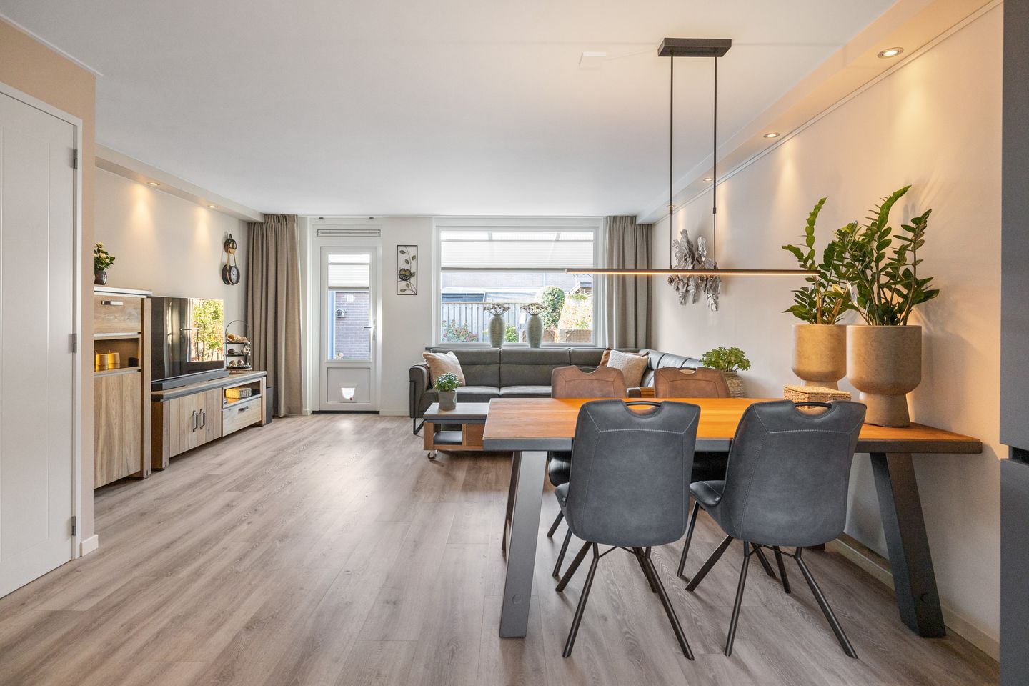 Foto 5 van Wierbalg 1117