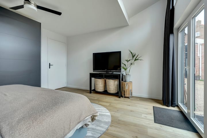 Photo 15 of Zonnebloemstraat 46-A