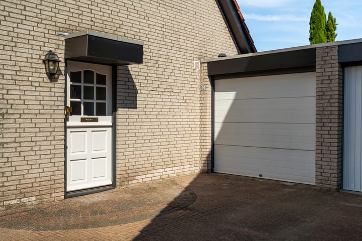 Foto 48 van Hindenweide 39