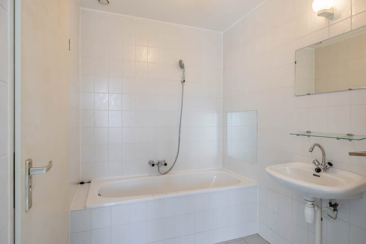 Foto 4 van Bizetstraat 4