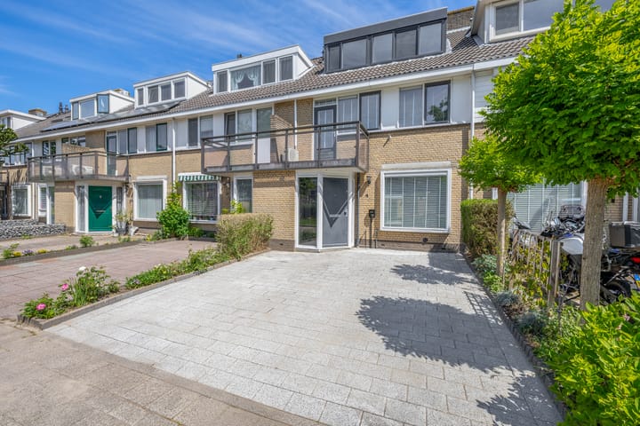 Foto 41 van Bizetstraat 4