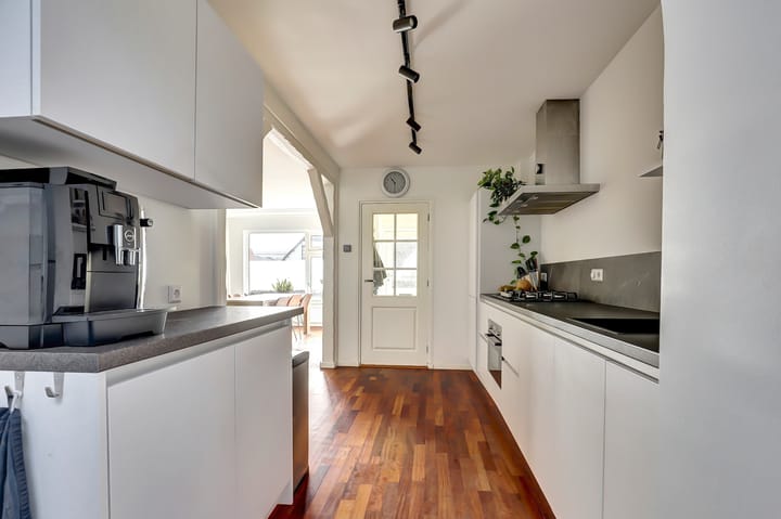 Photo 12 of Paterstraat 22