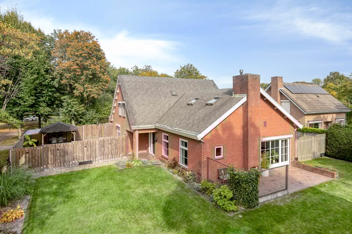 Foto 2 van Busseltje 35