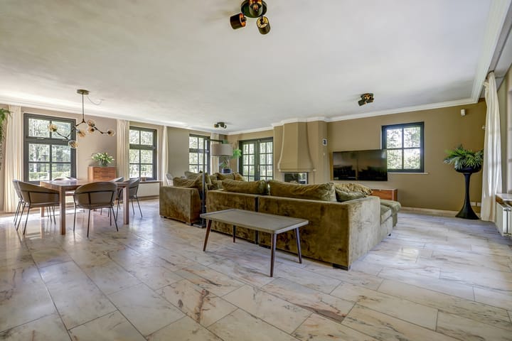 Foto 10 van Wildenburglaan 1