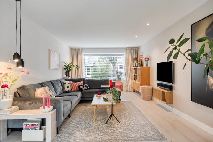 Photo 4 of Stijn Streuvelslaan 10