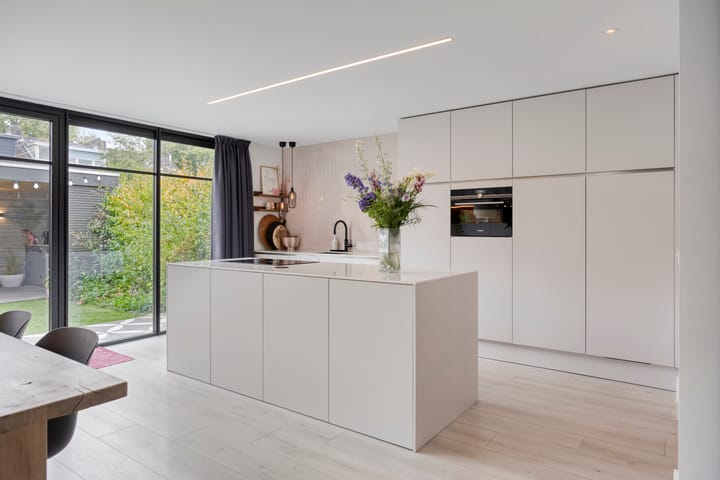 Photo 9 of Stijn Streuvelslaan 10