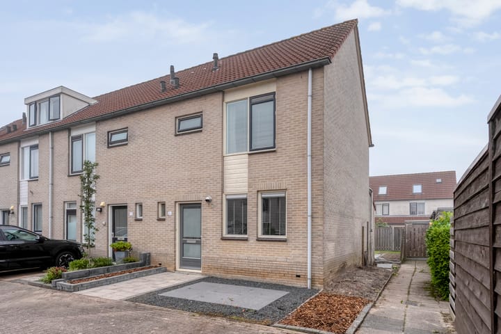 Foto 7 van Van Leeuwtemarke 14