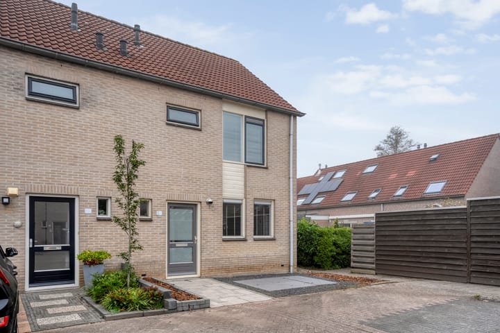 Foto 8 van Van Leeuwtemarke 14