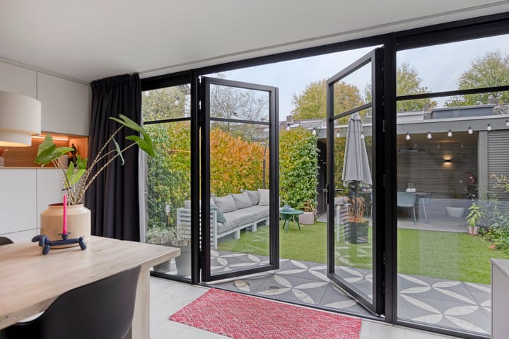 Photo 18 of Stijn Streuvelslaan 10