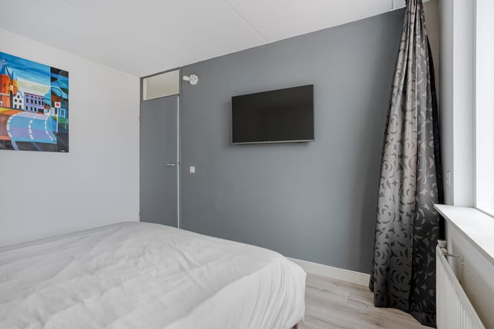 Foto 20 van Van Leeuwtemarke 14